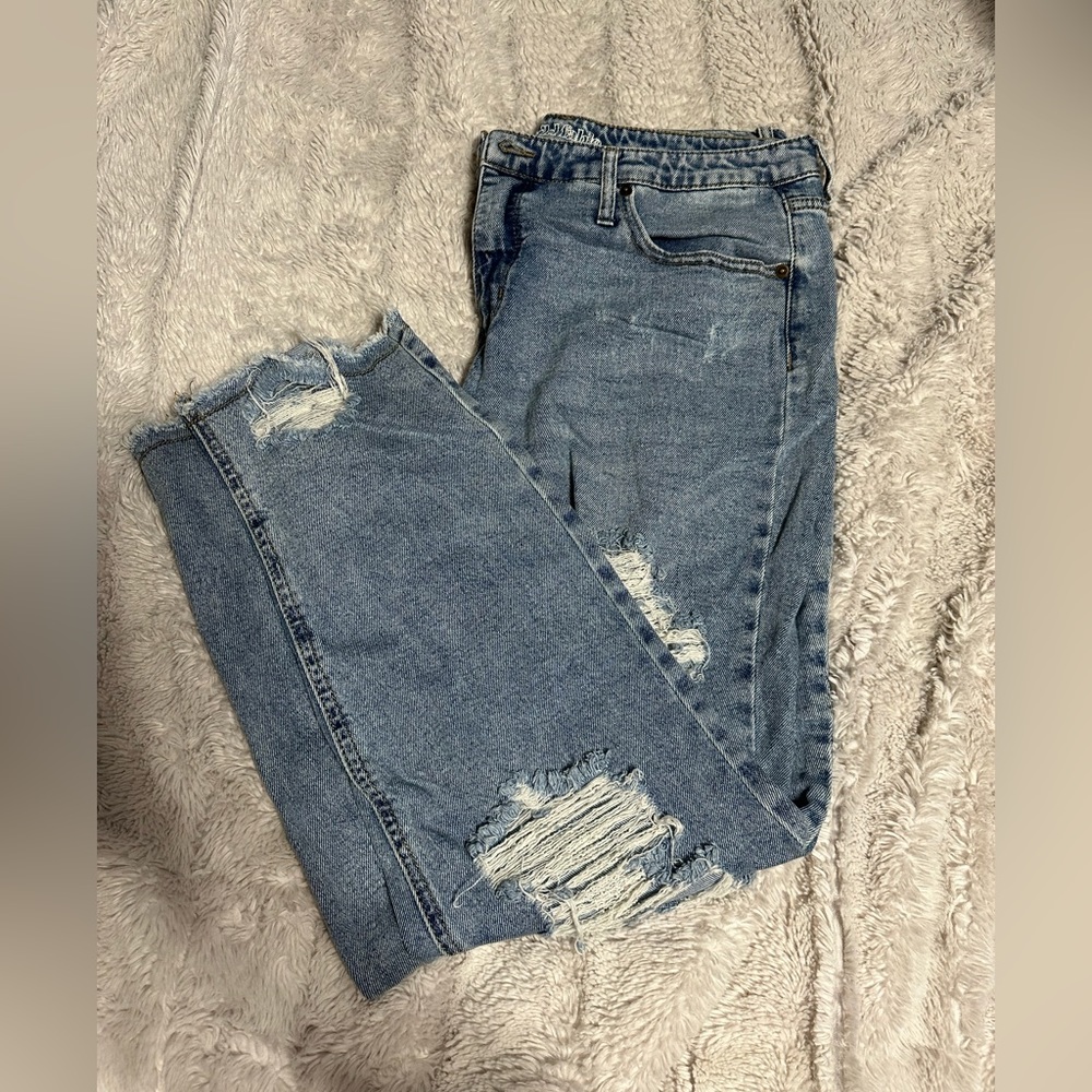 Distressed mom jeans size 16